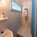 キャンプ場 Penge Bungalok Balatonalmádi